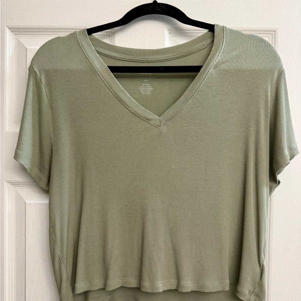 American Eagle Outfitters Sage V-Neck Ribbed Tee